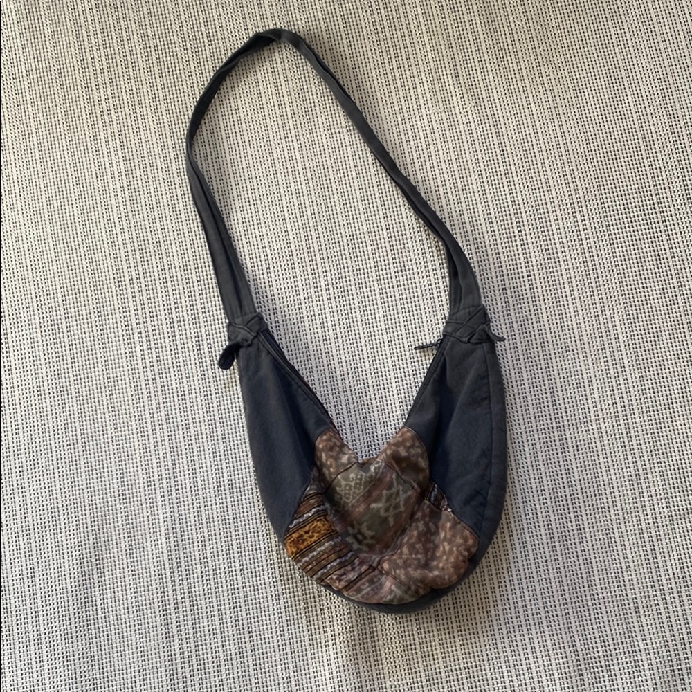 Stylish Black and Brown Shoulder Bag